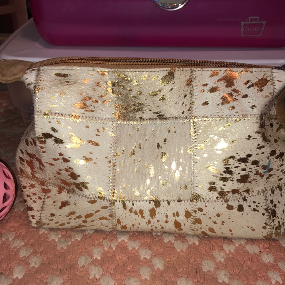 NWT makeup bag